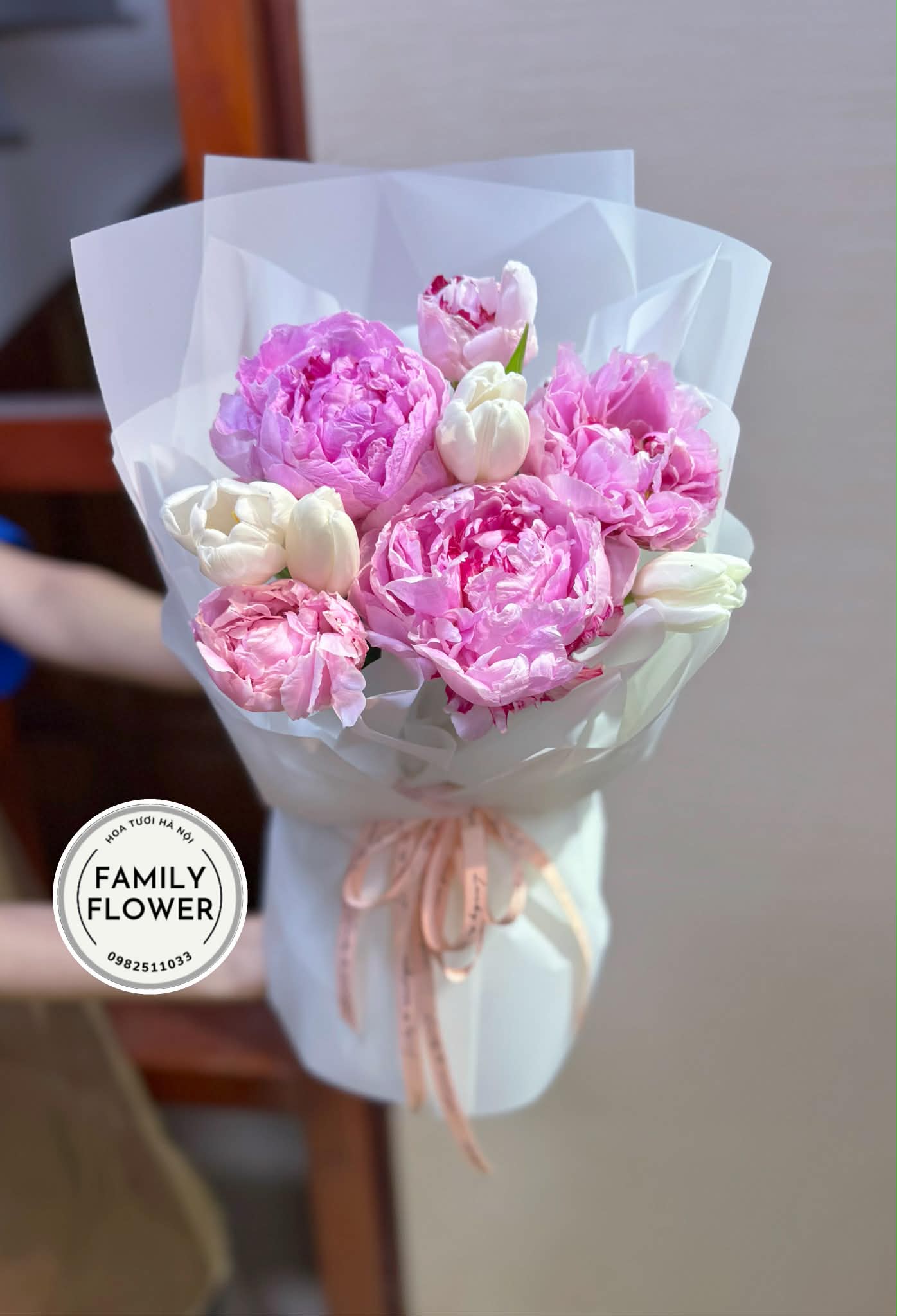 Bó hoa mẫu đơn mix tulip tặng người yêu ' hoa mẫu đơn Hà Nội