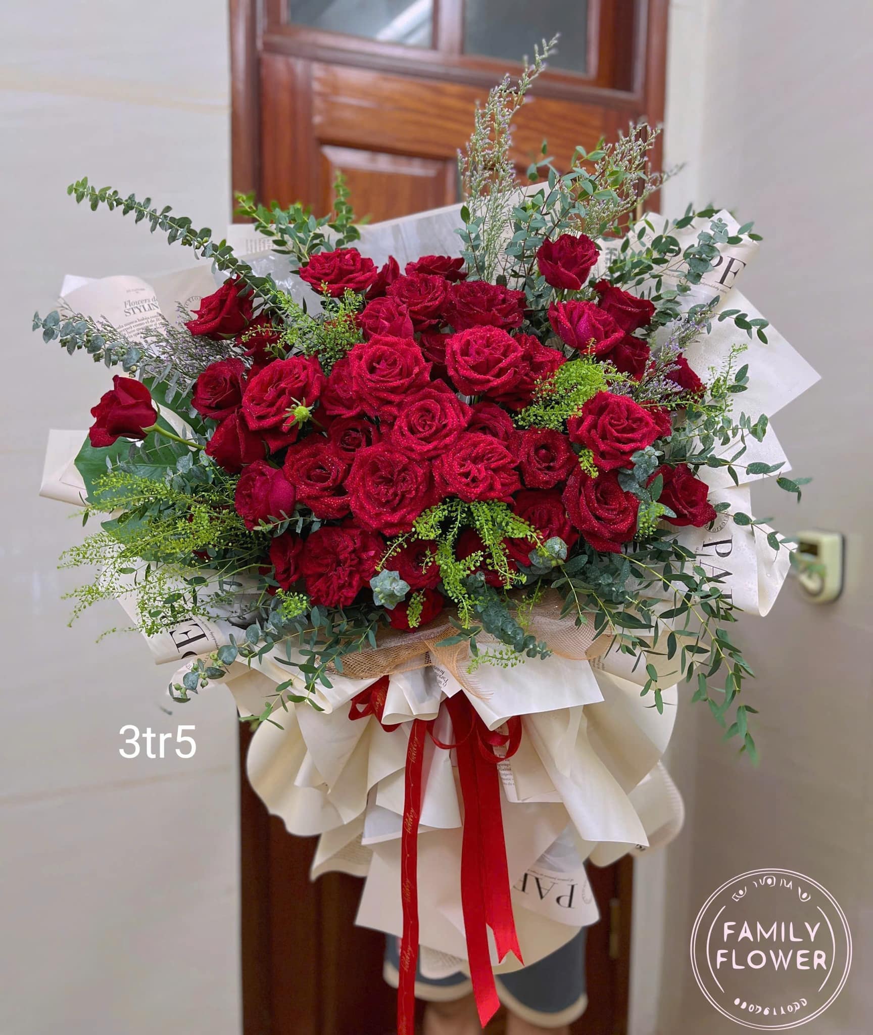 Bó hồng đỏ tặng 20/10 nhân ngày phụ nữ Việt Nam tại Ba Đình Hà Nội ! Hoa chúc mừng tại hà Nội ! Mua hoa tươi online Hà Nội