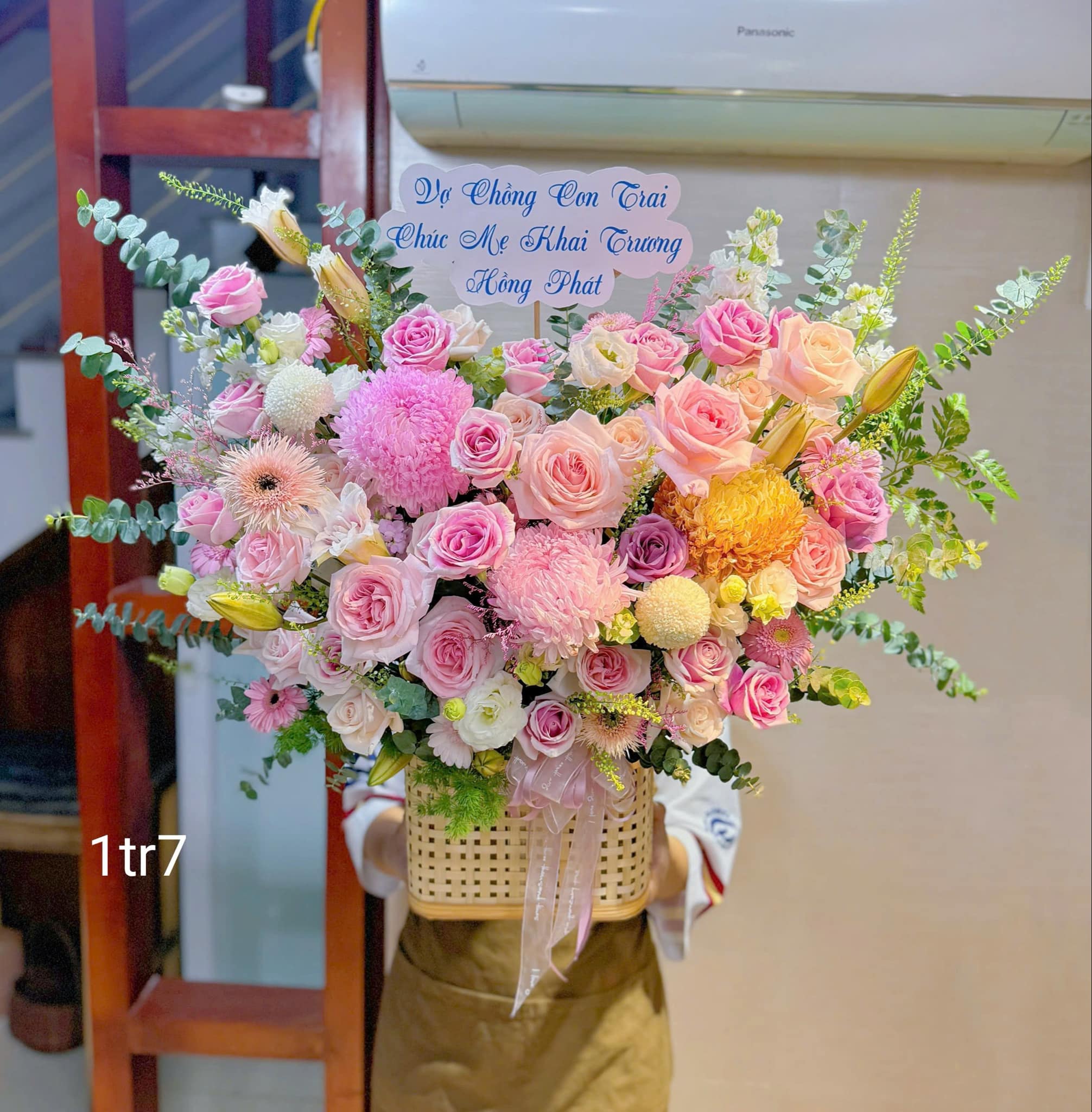 Gợi ý những mẫu lẵng hoa nhân ngày 20/10 ngày phụ nữa Việt Nam ! Mua hoa 20/10 tại Hà Nội ! Mua hoa online tại Ba Đình Hà Nội