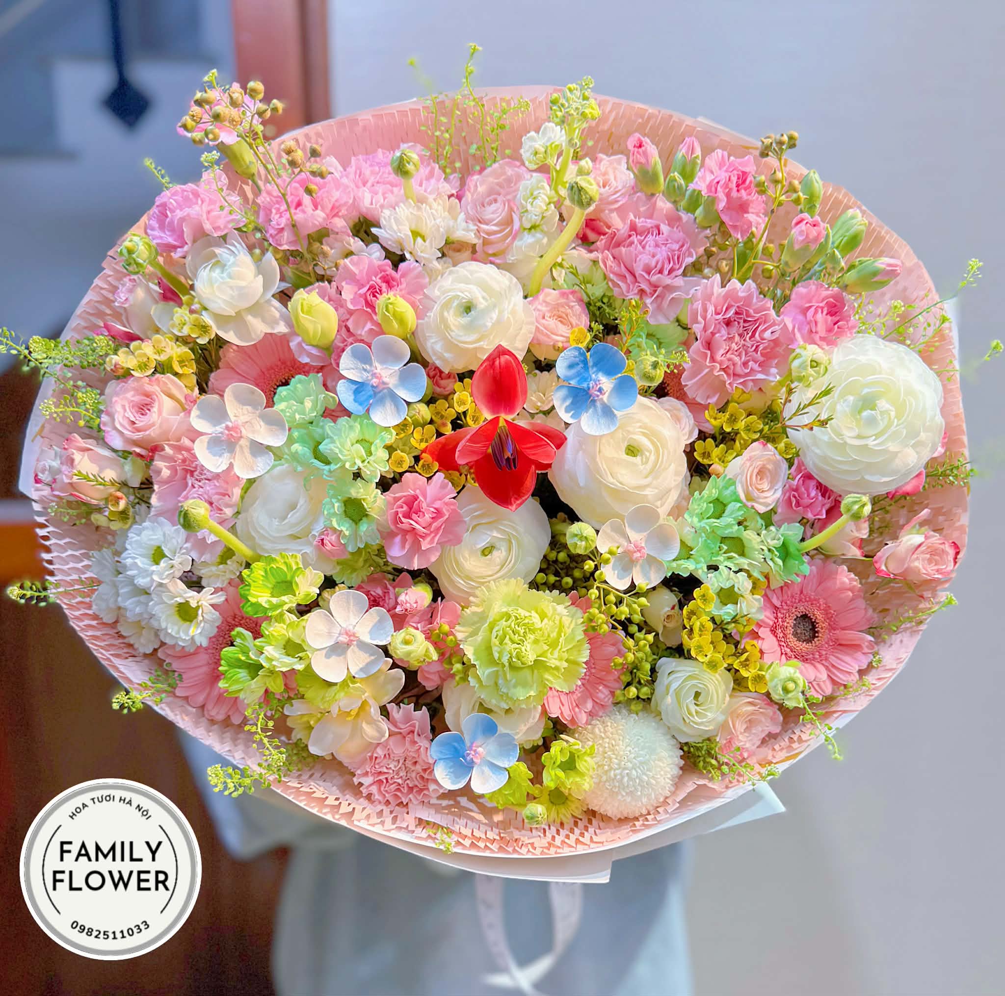 Bó hoa tặng bạn gái nhân dịp valentine , noel Hà Nội ! Bó hoa mix nhiều màu tặng bạn gái ở Hà Nội