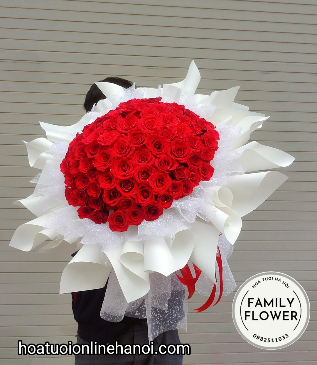 Bó hoa hồng đỏ tặng sinh nhật . Bó hoa tặng vợ , bạn gái nhân dịp kỉ niệm tại Hà Nội.