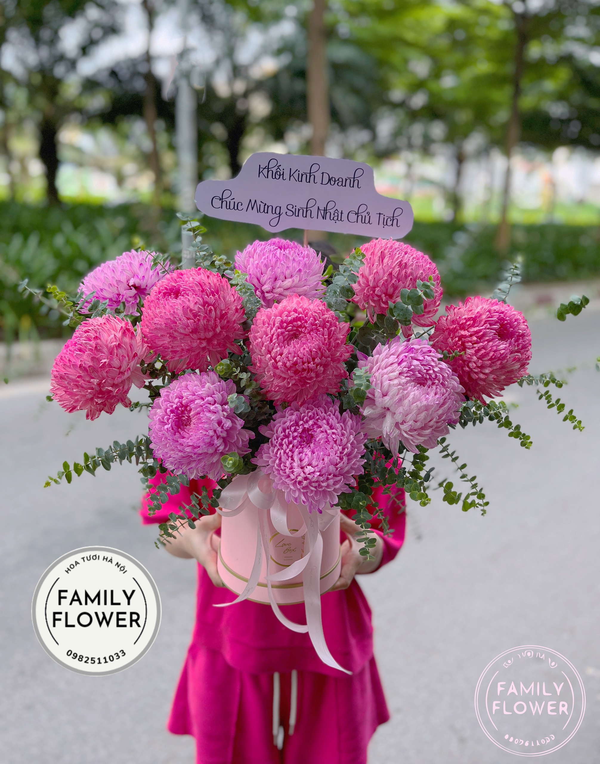 Hộp hoa tặng sếp chủ tịch ở quận Cầu Giấy , Ba Đình , Hà Nội ! Hoa tươi Hà Nội