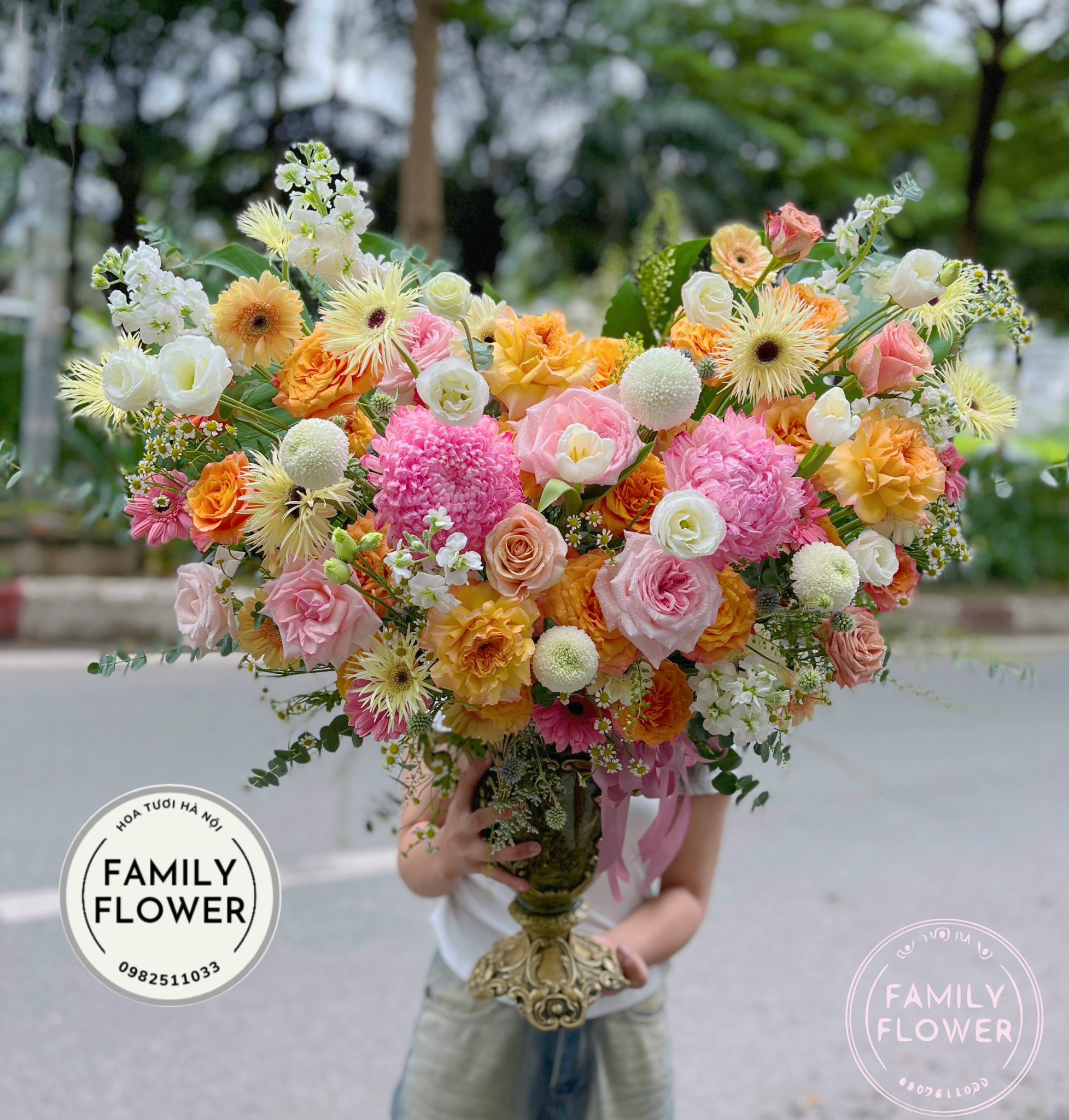 Bình hoa sang trọng tặng đối tác , sếp , giám đốc ở Hà Nội ! Điện hoa Hà Nội, hoa tươi Hà Nội