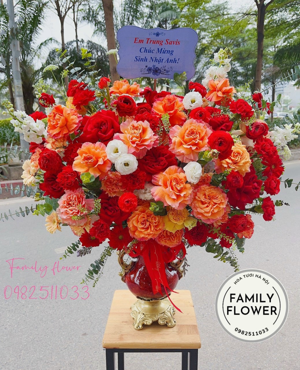 Bình hoa chúc mừng ngày 8/3 - Hoa tươi Hà Nội
