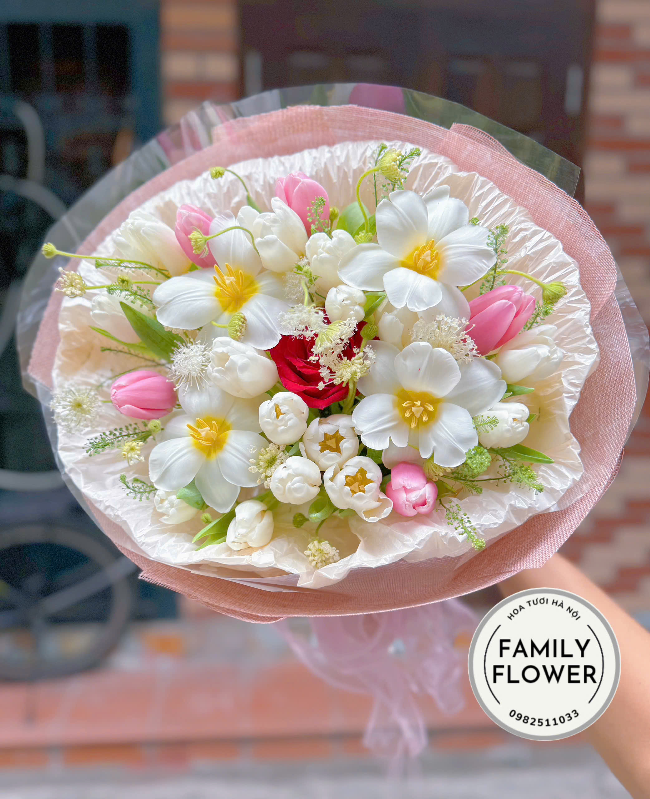 Bó hoa tulip tặng người yêu ở Hà Nội ! Mua hoa tulip Hà Nội !