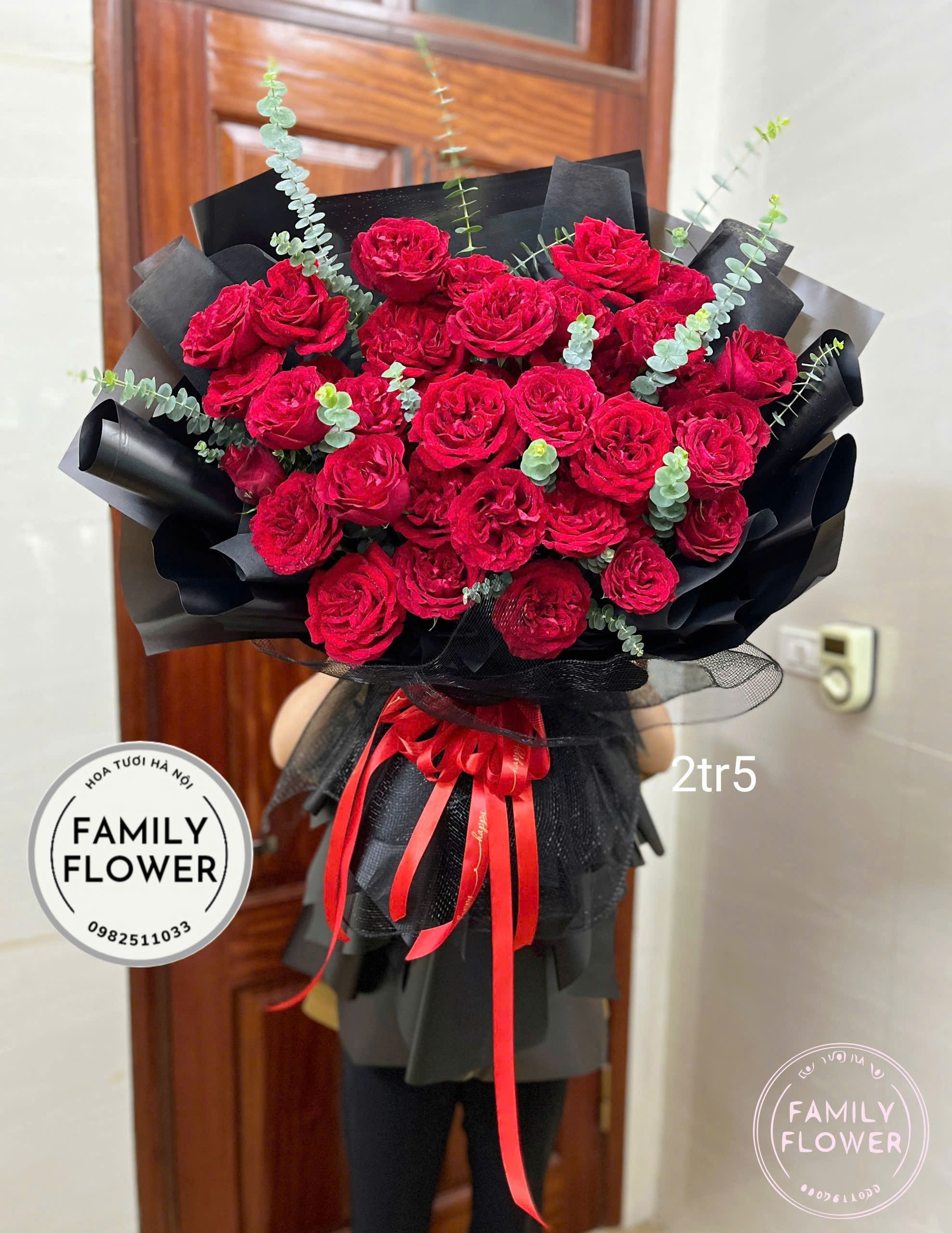 Bó hồng đỏ tặng 20/10 nhân ngày phụ nữ Việt Nam tại Ba Đình Hà Nội ! Hoa chúc mừng tại hà Nội ! Mua hoa tươi online Hà Nội