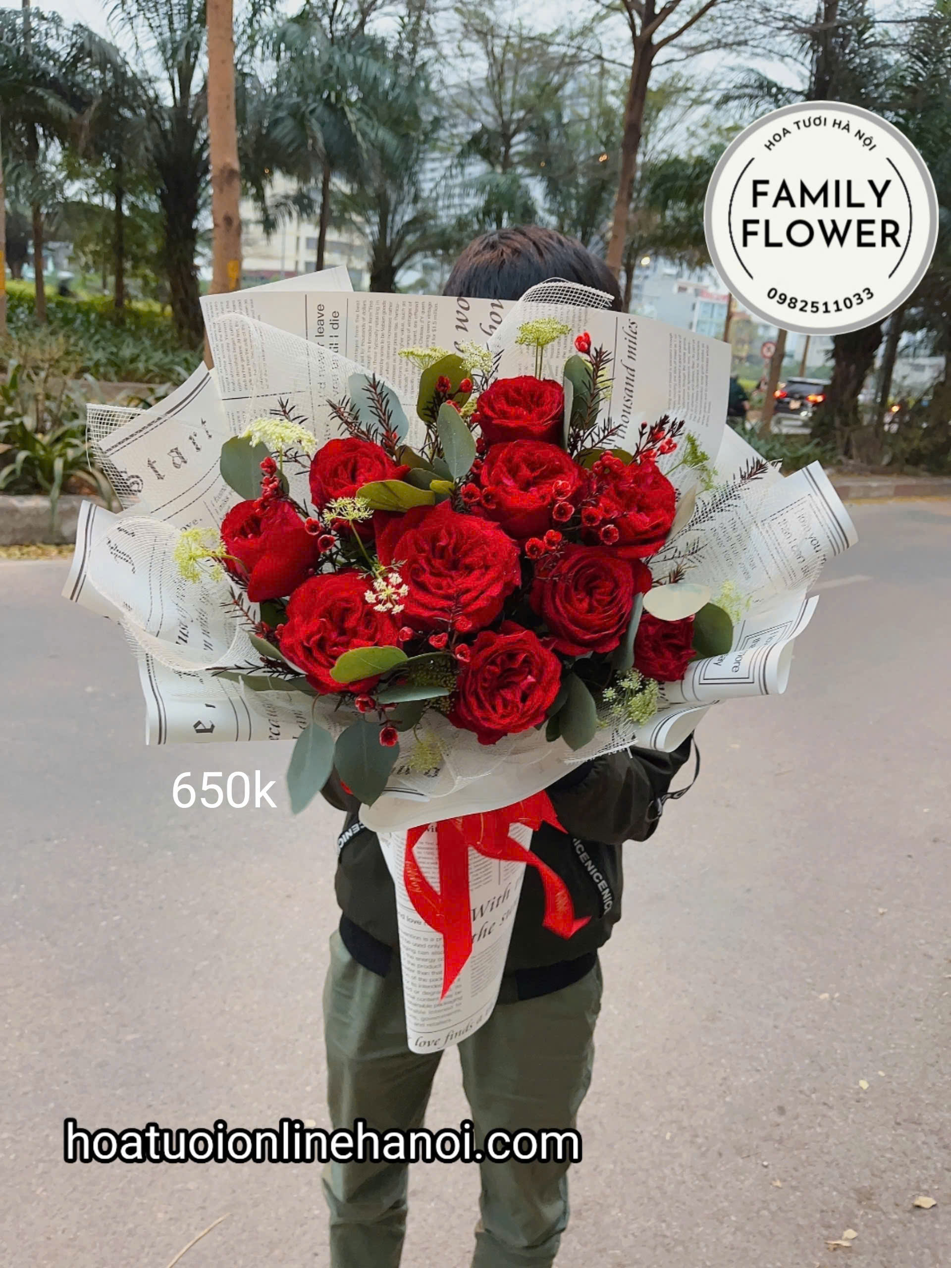 Bó hồng đỏ tặng 20/10 nhân ngày phụ nữ Việt Nam tại Ba Đình Hà Nội ! Hoa chúc mừng tại hà Nội ! Mua hoa tươi online Hà Nội