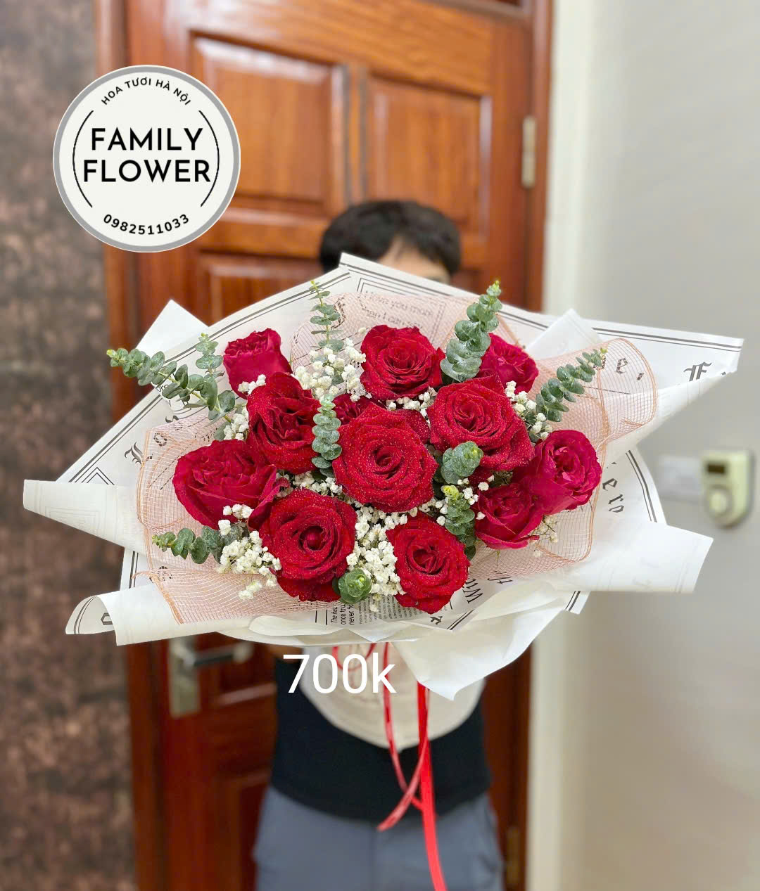 Bó hồng đỏ tặng 20/10 nhân ngày phụ nữ Việt Nam tại Ba Đình Hà Nội ! Hoa chúc mừng tại hà Nội ! Mua hoa tươi online Hà Nội