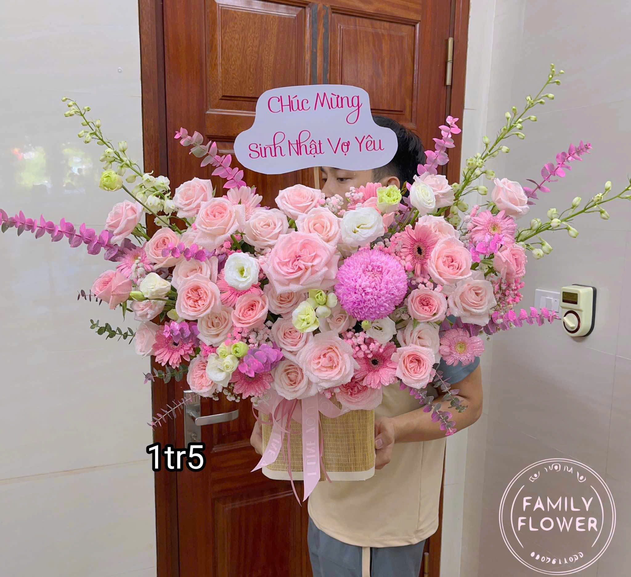 Gợi ý những mẫu lẵng hoa nhân ngày 20/10 ngày phụ nữa Việt Nam ! Mua hoa 20/10 tại Hà Nội ! Mua hoa online tại Ba Đình Hà Nội