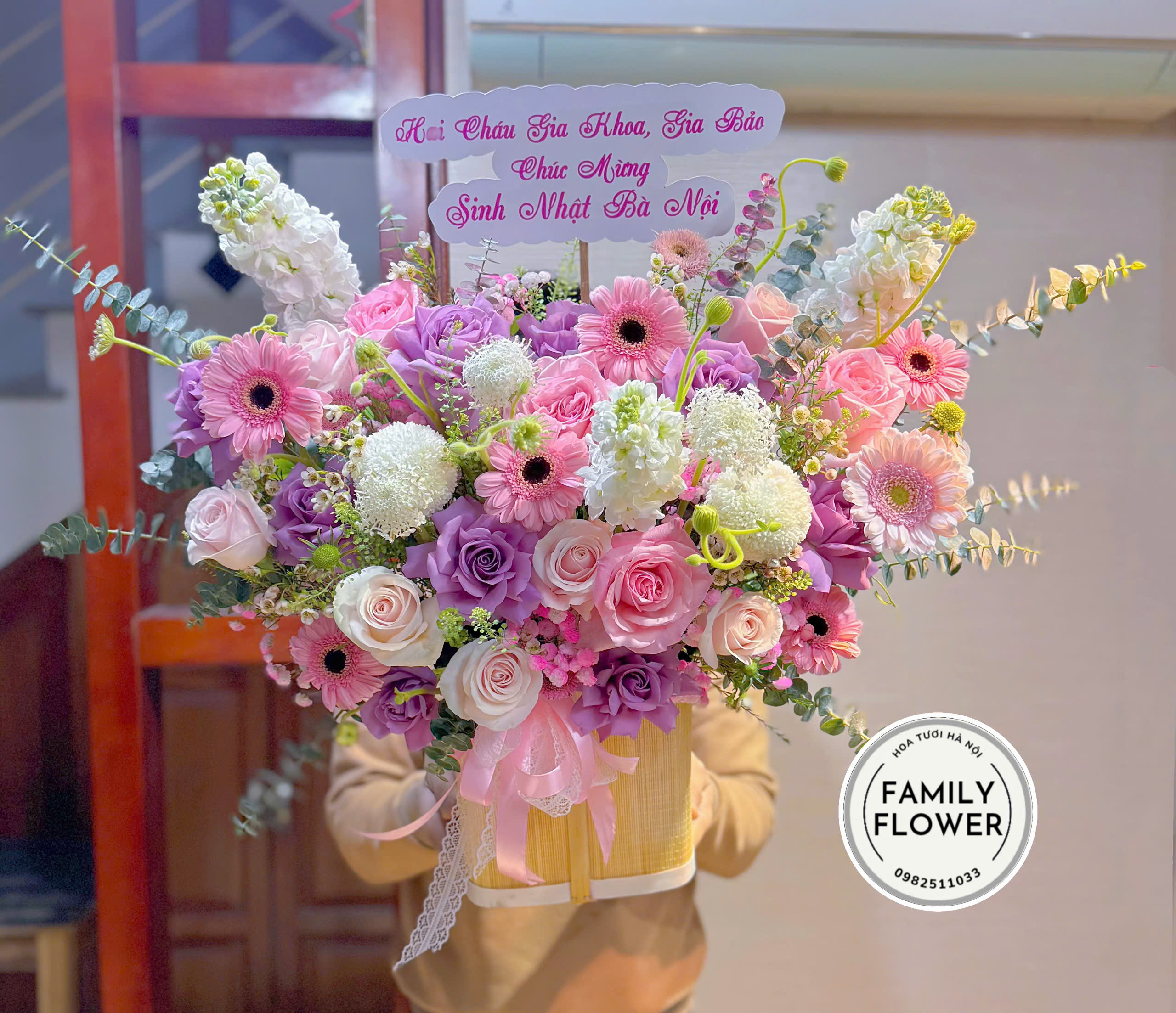 Lẵng hoa tặng sinh nhật bà nội quận Đống Đa Hà Nội ! Hoa sinh nhật Hà Nội