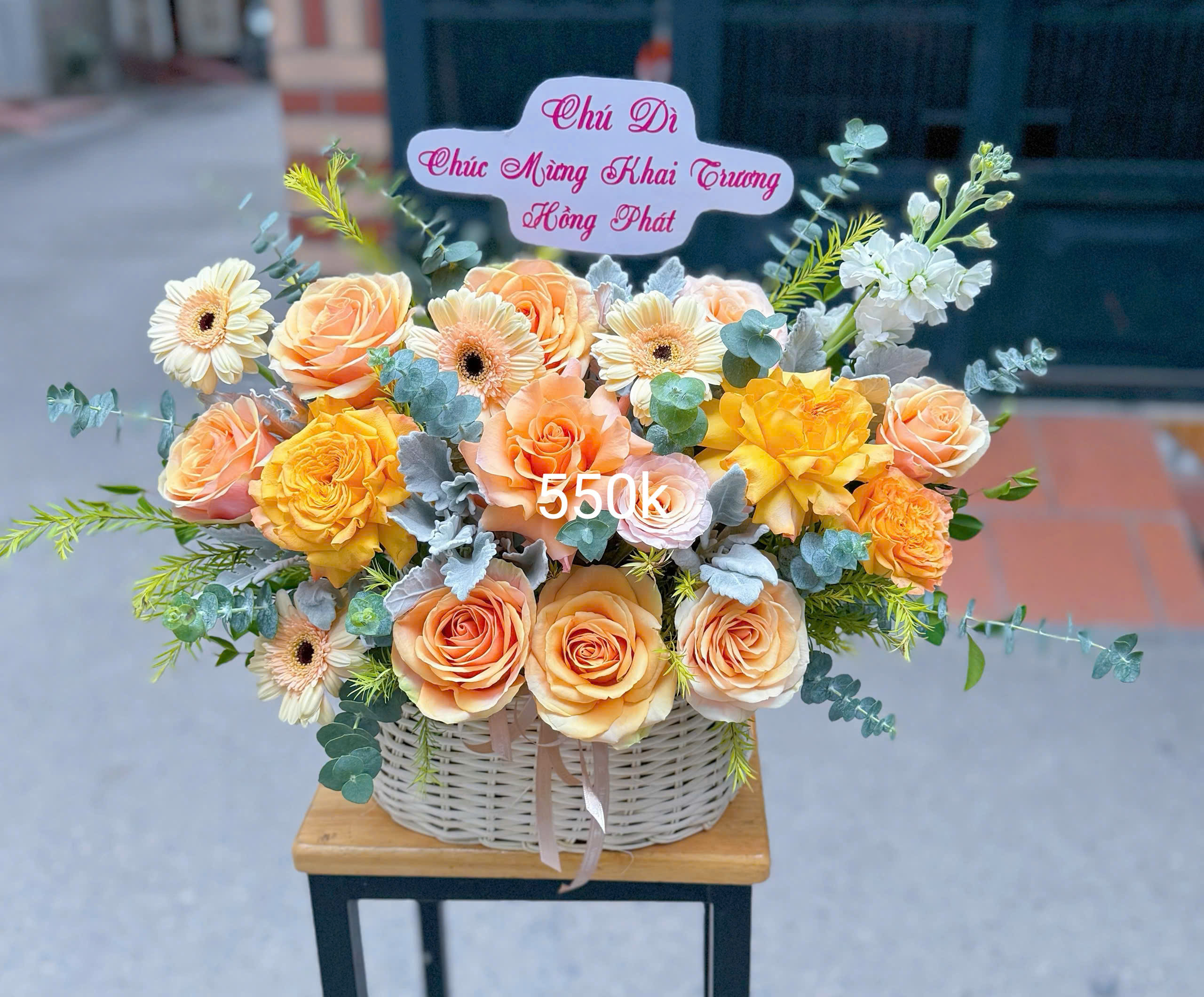 Lẵng hoa tươi tại nhà Family flower nhân ngày quốc tế phụ nữ Việt nam 8/3 tại Hà Nội ! Hoa lẵng tại ba Đình Hà Nội