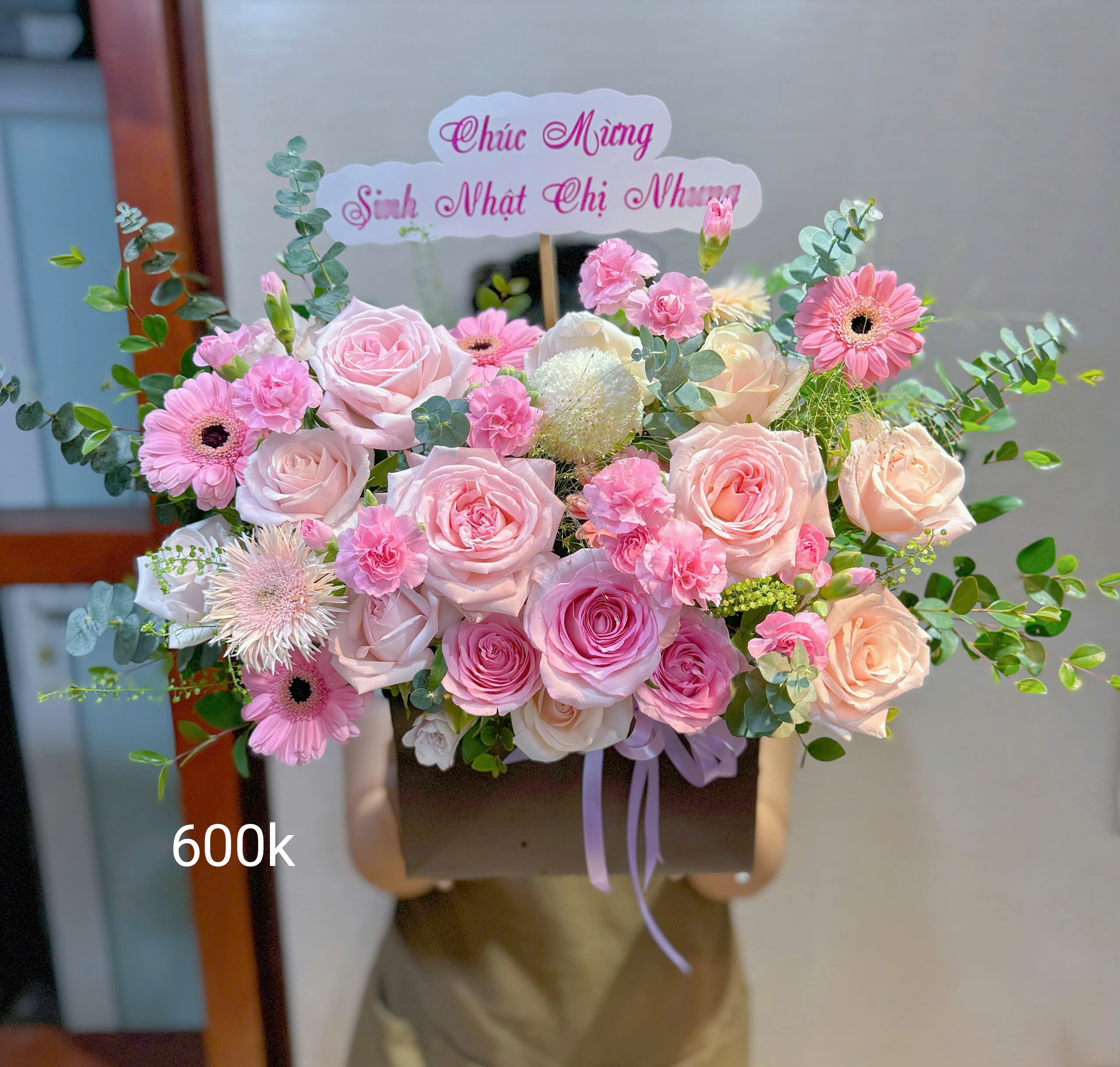 Lẵng hoa tươi tại nhà Family flower nhân ngày quốc tế phụ nữ Việt nam 8/3 tại Hà Nội ! Hoa lẵng tại ba Đình Hà Nội