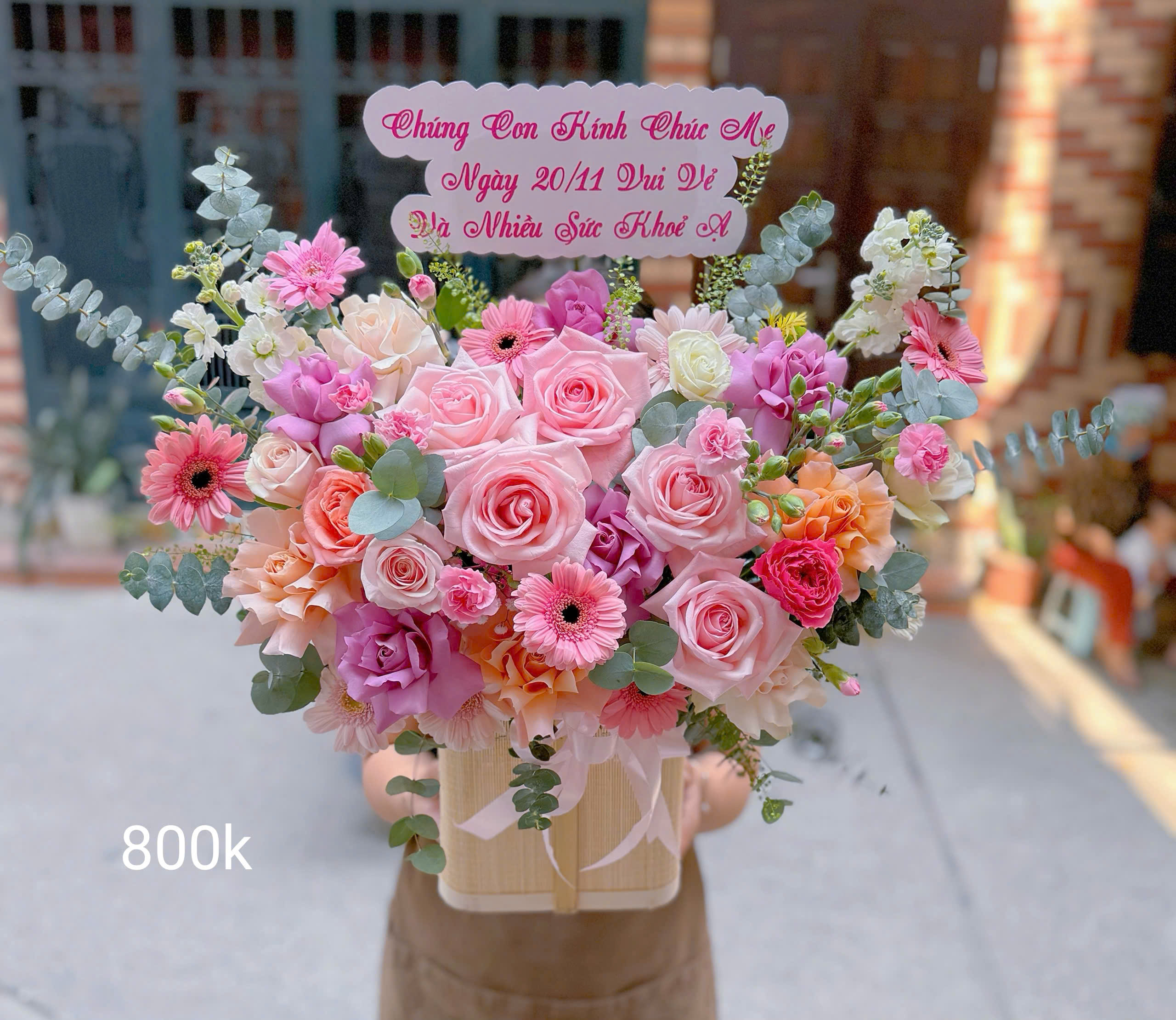 Lẵng hoa tươi 8/3 tại Ba Đình Hà Nội ! Mua hoa tươi tại Hà Nội ! Lẵng hoa nhà Family Fower