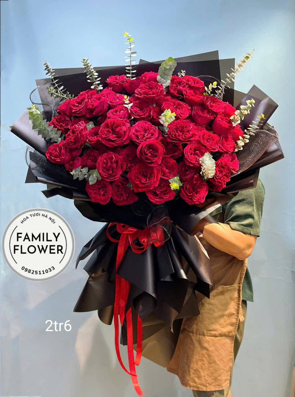 Các mẫu hoa hồng đỏ tặng người yêu, vợ, mẹ,...nhân dịp 8/3 ở Hà Nội ! Bó hồng đỏ tặng chúc mừng ! Mua hoa online tại Hà Nội của nhà Family Flower