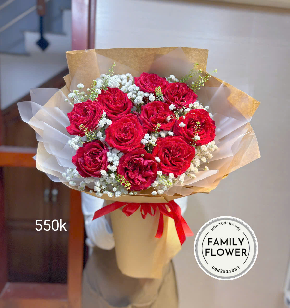 Các mẫu hoa hồng đỏ tặng người yêu, vợ, mẹ,...nhân dịp 8/3 ở Hà Nội ! Bó hồng đỏ tặng chúc mừng ! Mua hoa online tại Hà Nội của nhà Family Flower