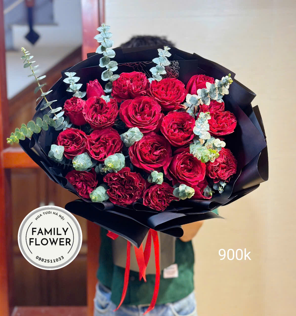 Các mẫu hoa hồng đỏ tặng người yêu, vợ, mẹ,...nhân dịp 8/3 ở Hà Nội ! Bó hồng đỏ tặng chúc mừng ! Mua hoa online tại Hà Nội của nhà Family Flower