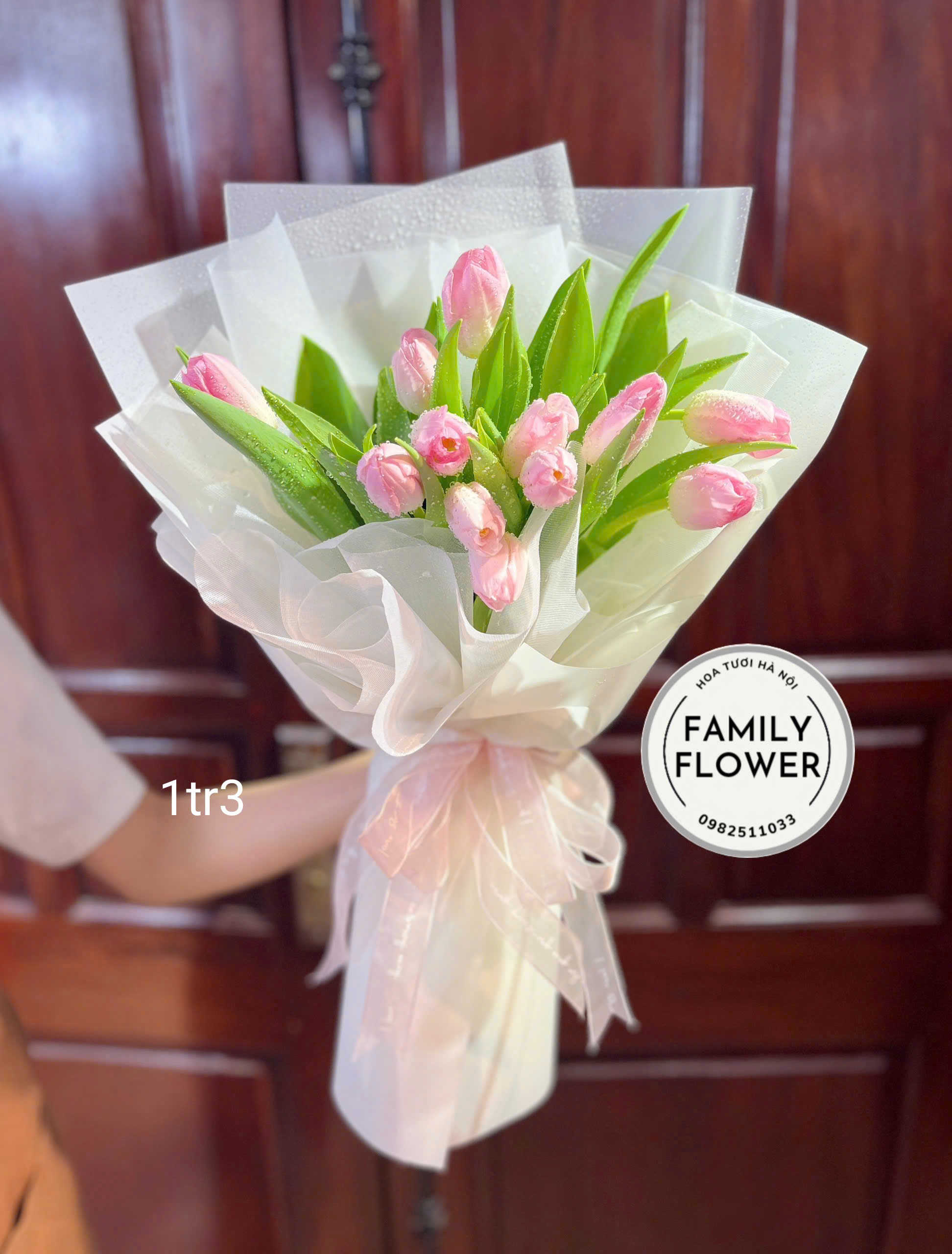 Các mẫu hoa tulip nhân dịp 8/3 tặng mẹ, vợ, người yêu ,... tại Hà Nội ! Hoa tulip đẹp Hà Nội ! Mua hoa online tại Hà Nội nhà family Flower