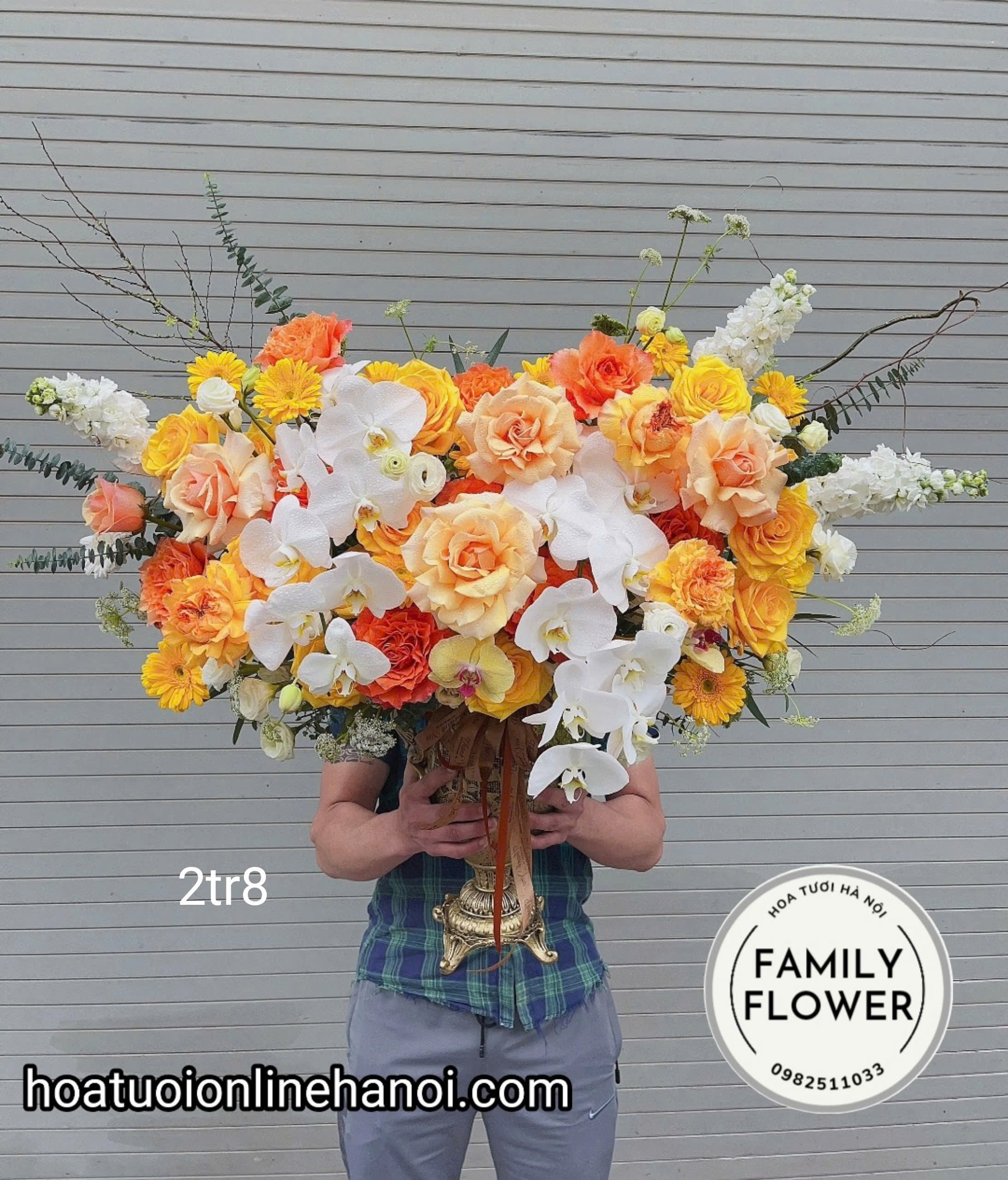 Gợi ý những mẫu bình hoa sang trọng tặng chúc mừng sếp, mẹ, vợ,... nhân ngày 8/3 tại Hà Nội ! Bình hoa tươi Hà Nội ! Hoa tươi tại nhà Family Flower