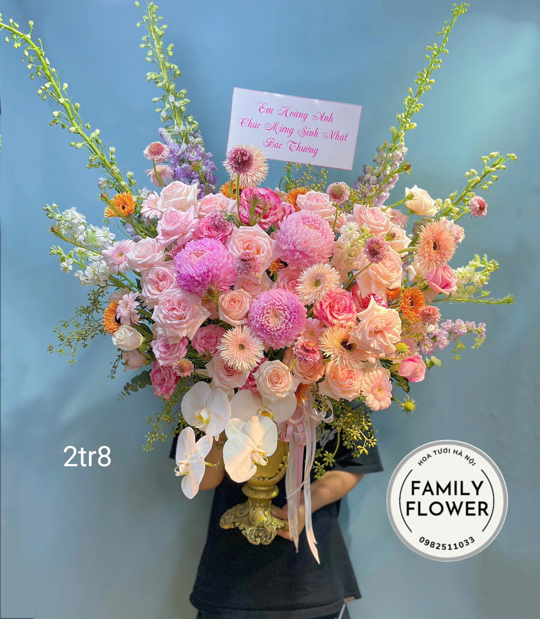 Gợi ý những mẫu bình hoa sang trọng tặng chúc mừng sếp, mẹ, vợ,... nhân ngày 8/3 tại Hà Nội ! Bình hoa tươi Hà Nội ! Hoa tươi tại nhà Family Flower