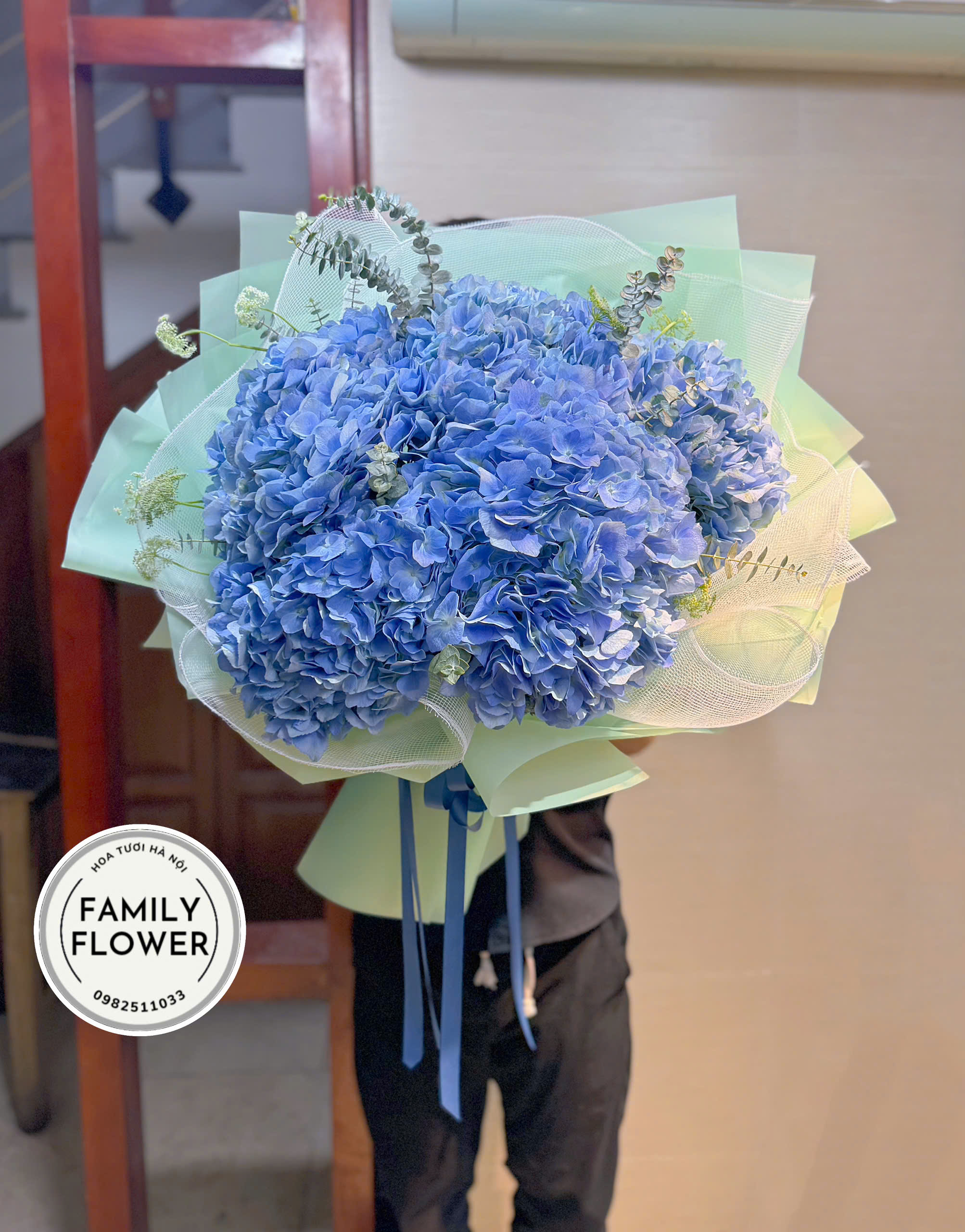 Bó hoa cẩm tú cầu tặng chúc mừng Hà Nội