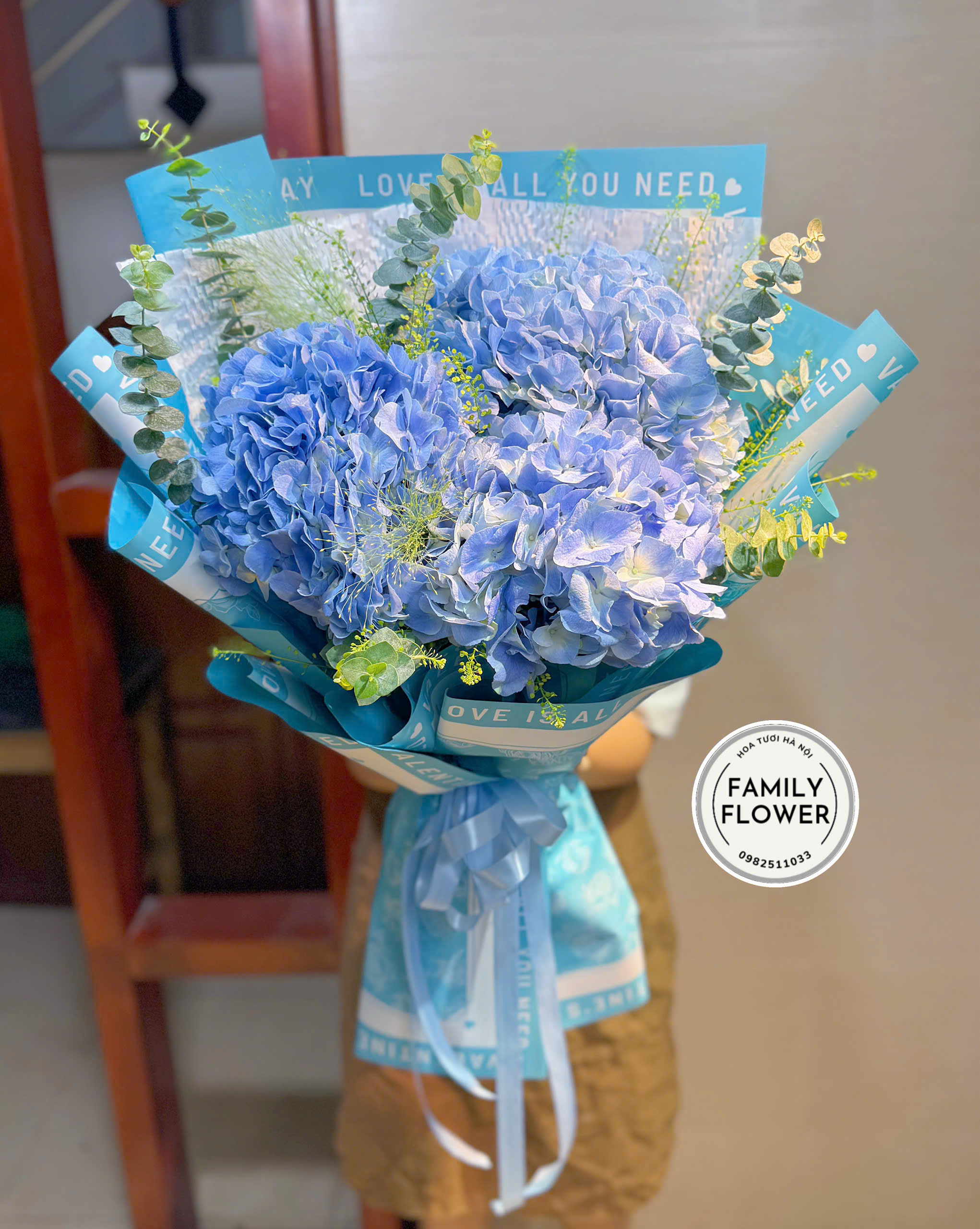 Bó hoa cẩm tú cầu xanh dương tặng chúc mừng hà Nội