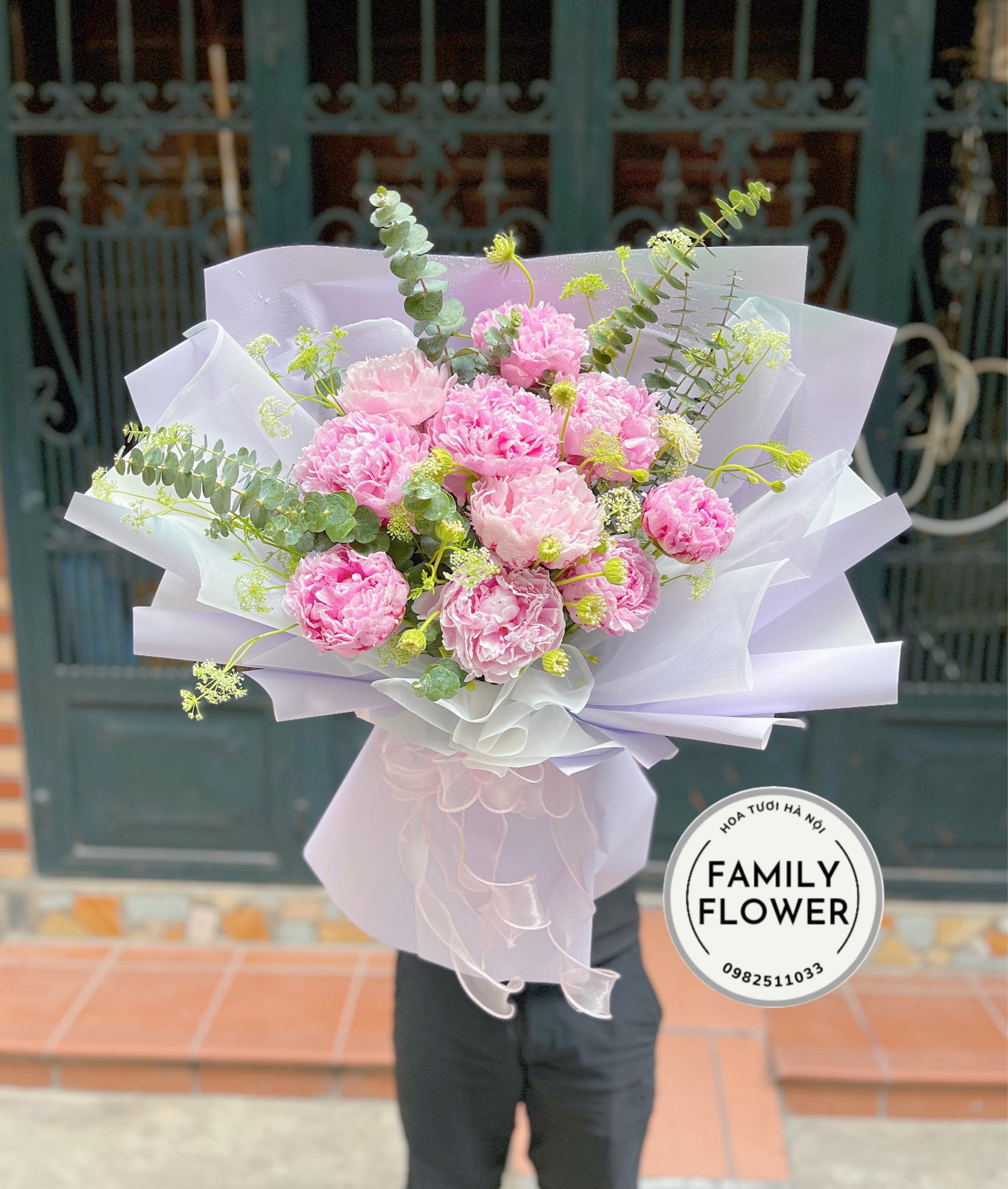 Mẫu hoa hồng đỏ tặng 20/10 thật ý nghĩa gửi tới người phụ nữ của bạn ! Hoa tươi 20/10 tại Hà Nội ! Mua hoa online tại Ba Đình Hà Nội