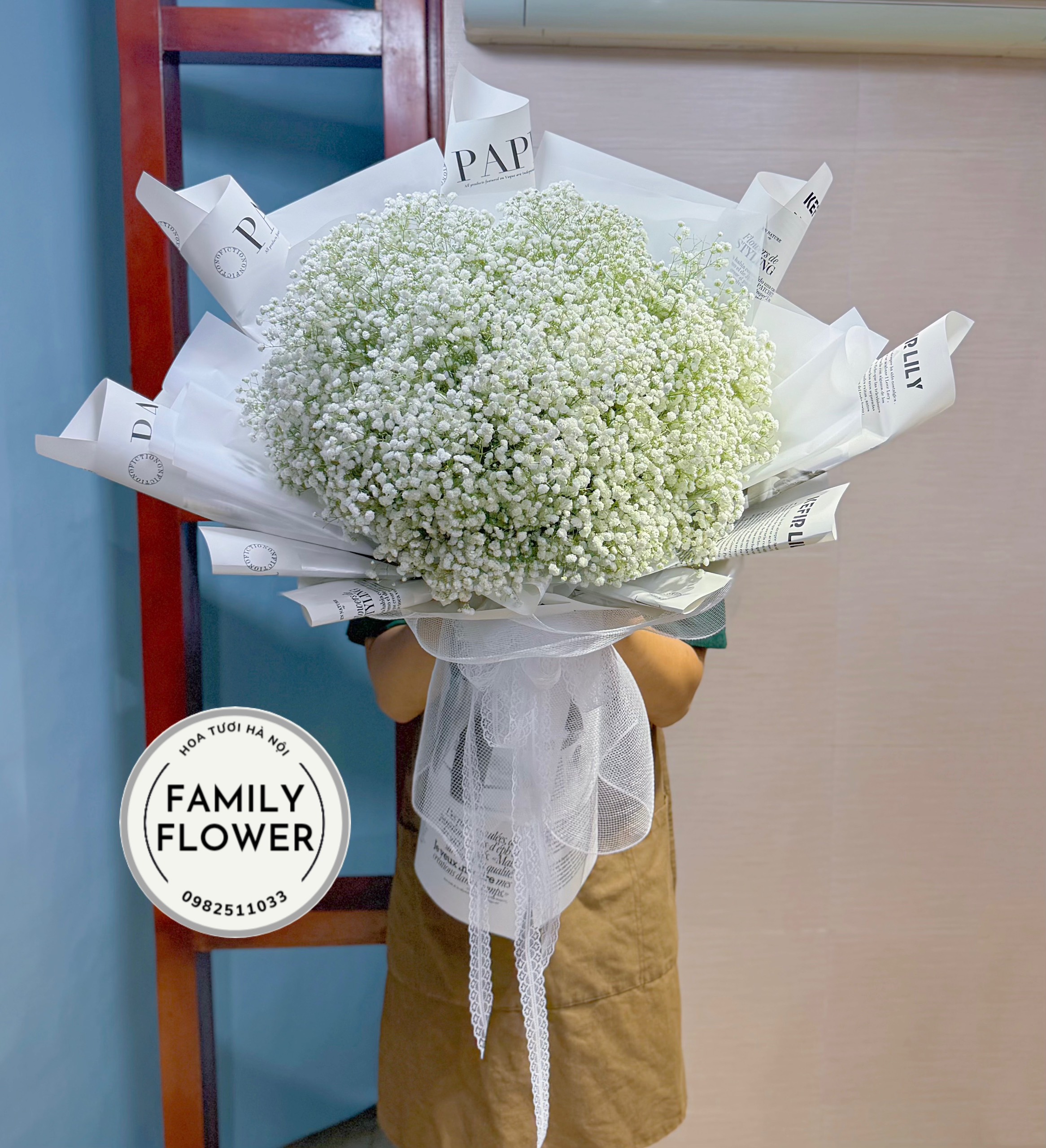 Mẫu hoa hồng đỏ tặng 20/10 thật ý nghĩa gửi tới người phụ nữ của bạn ! Hoa tươi 20/10 tại Hà Nội ! Mua hoa online tại Ba Đình Hà Nội