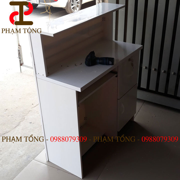 Quầy thu ngân nhựa đài loan ngang 1 mét