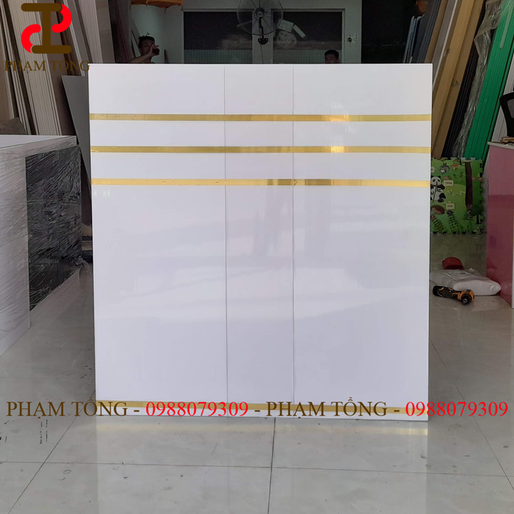 Quầy thu ngân trắng có hoạ tiết nhựa đài loan