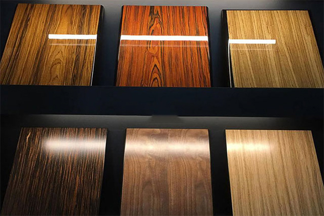 Sơn gỗ không màu và sơn gỗ màu