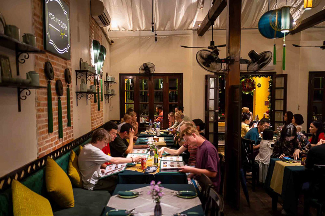 Phong Cách Thiết Kế Nội Thất Nhà Hàng Đặc Sản Việt Nam