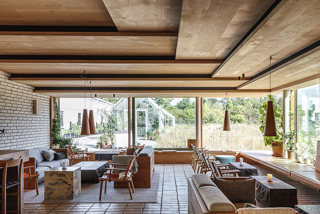 Không Gian Ngoại Thất Rustic