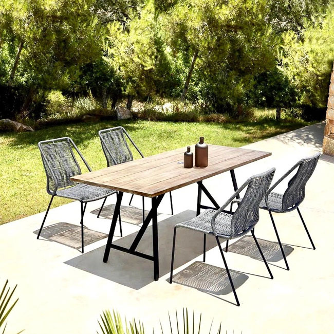 5 bước cơ bản trong quy trình cào cước gỗ tạo giả cổ cho sản phẩm nội thất