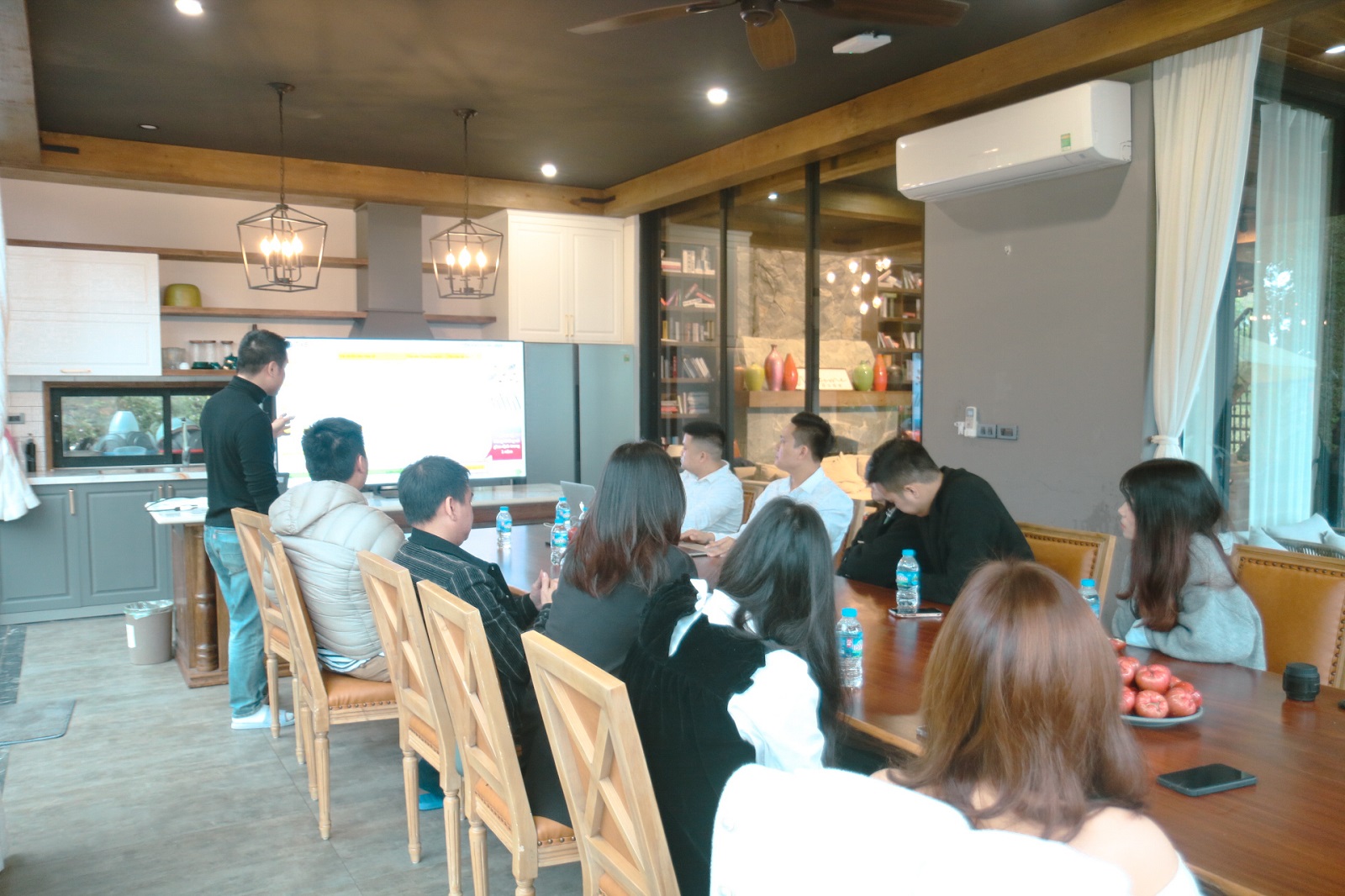 Tổng Kết 2023 Công Ty TB Việt Nam