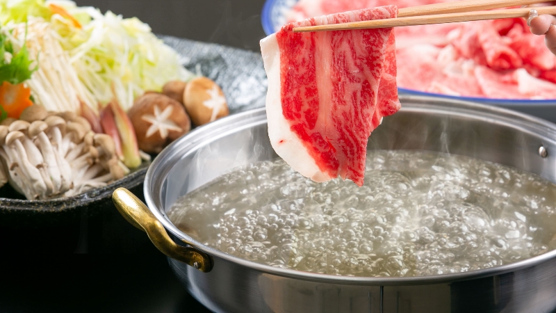 Shabu Shabu là một loại lẩu kiểu nhúng Nhật Bản