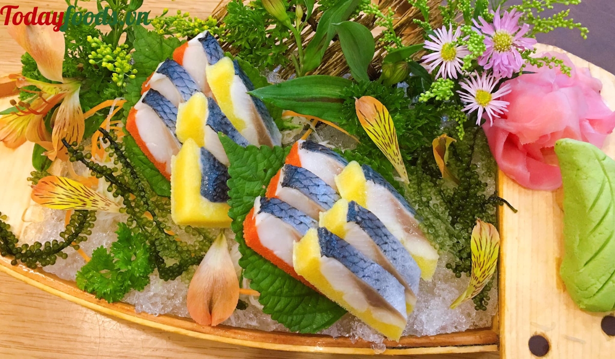 Sashimi cá trích ép trứng