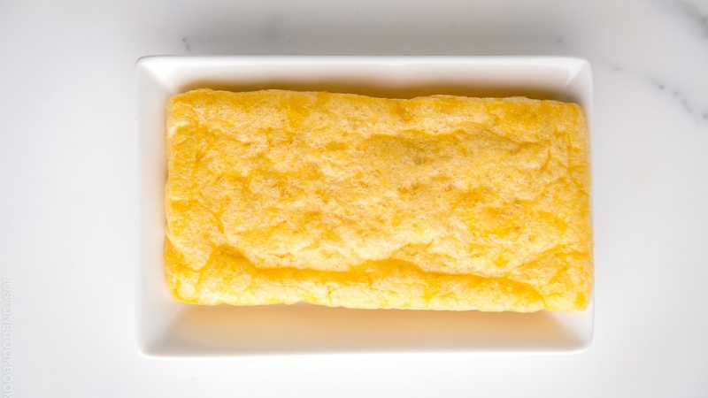 Lớp vỏ giòn bên ngoài nhưng vẫn giữ được độ mềm xốp bên trong