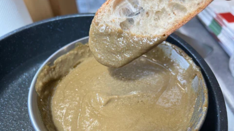 Ăn kèm với bánh mì