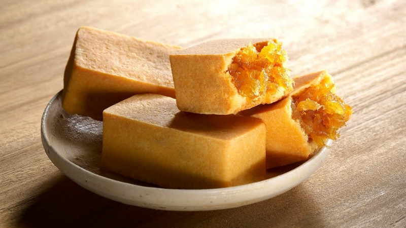 Bánh dứa có lớp vỏ bơ giòn tan