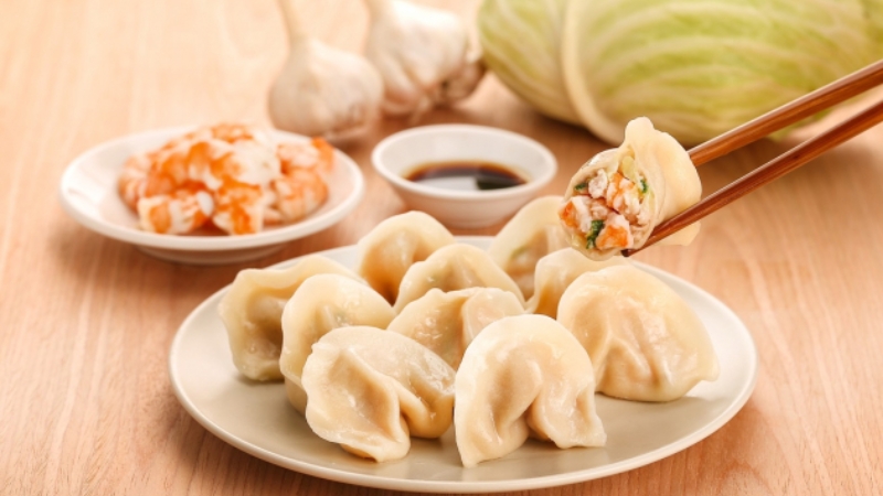 Sủi cảo nhân tôm