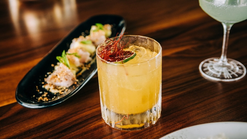 Làm nguyên liệu pha chế Cocktail
