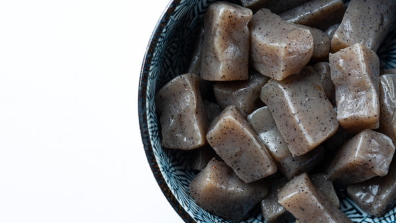 Thạch nưa là một loại thực phẩm được làm từ củ nưa (konjac)