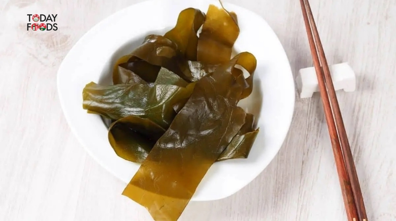 Vì sao rong biển Kombu là nguyên liệu đặc biệt trong nước dùng Dashi?