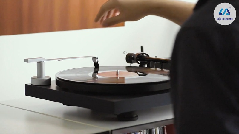 10 phụ kiện cần có để nâng cấp trải nghiệm nghe đĩa than 9