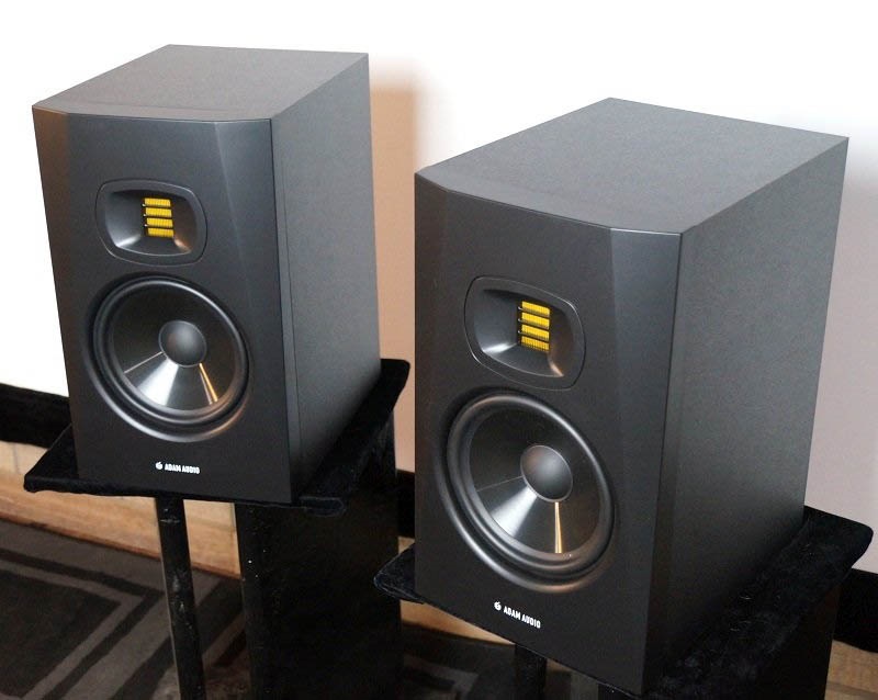 mua loa Adam Audio T7V