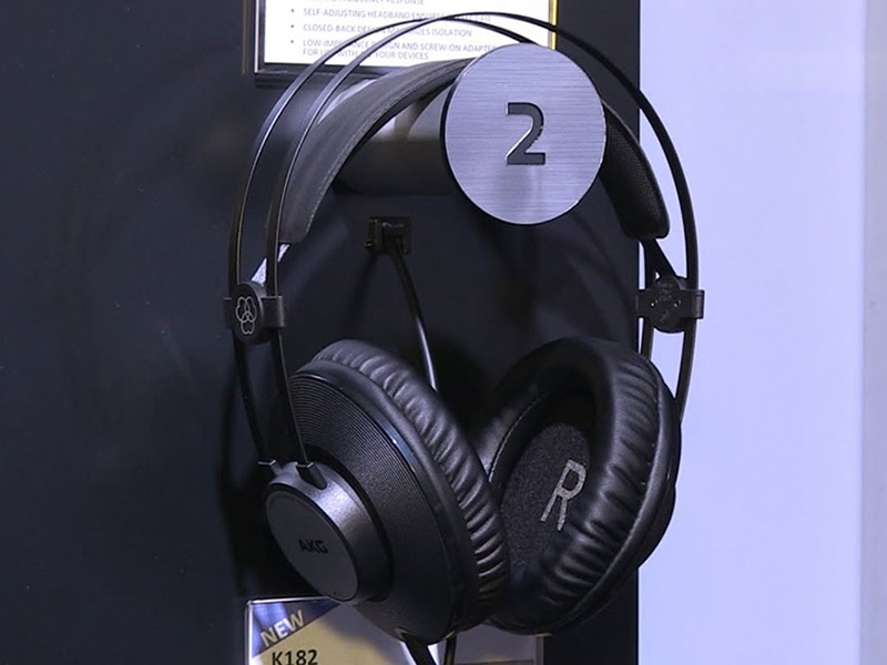 Tai nghe AKG K72 công nghệ củ loa