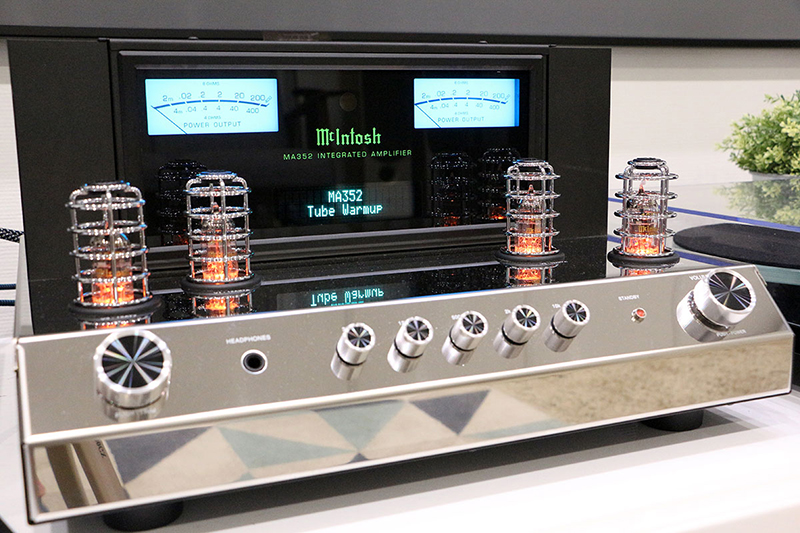 thiết kế của Amply McIntosh MA352