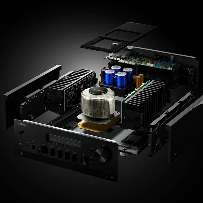 Amply Yamaha R-N2000A cấu trúc đối xứng hoàn hảo