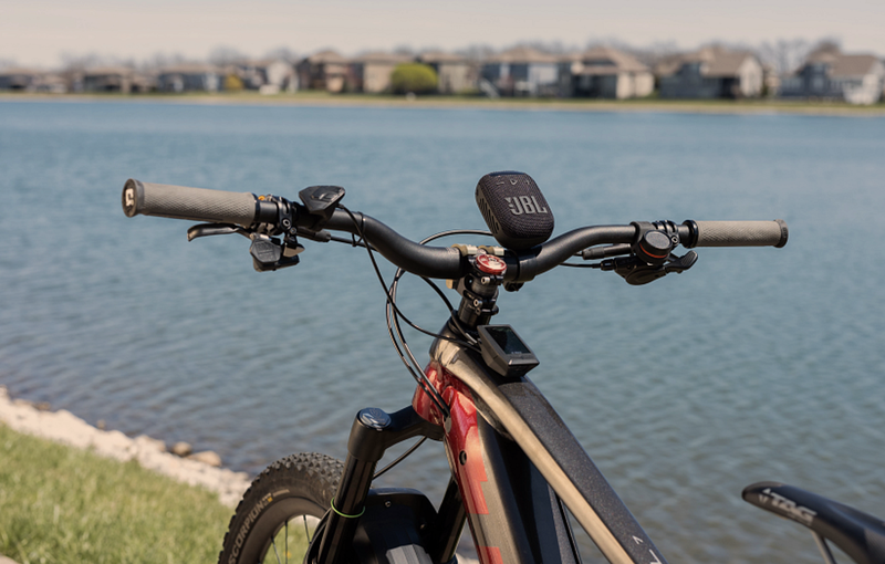 chất âm loa JBL WIND 3S