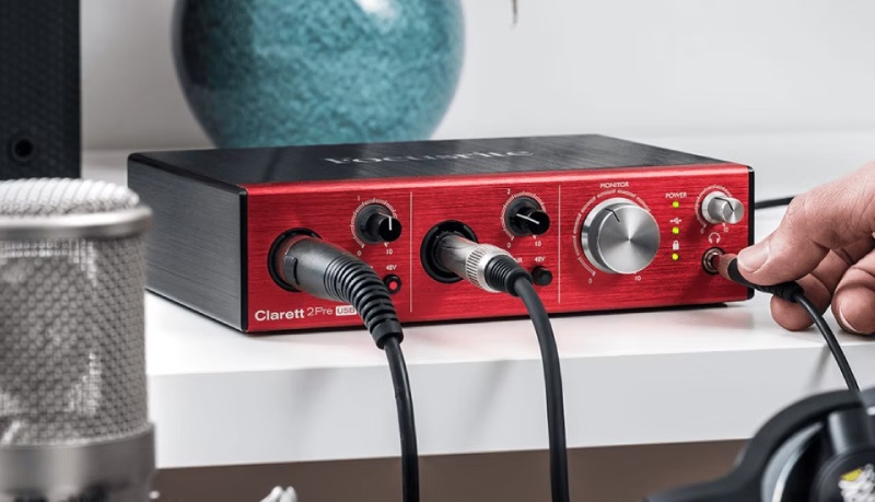 audio interface focusrite clarett 2pre usb